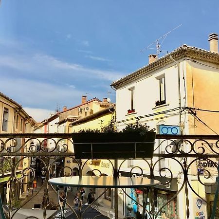Coeur Du Centre Ville Avec Balcon LʼIsle-sur-la-Sorgue Exterior foto